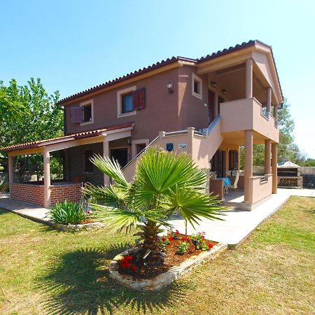 Apartments Milan 1665 Перой Екстериор снимка