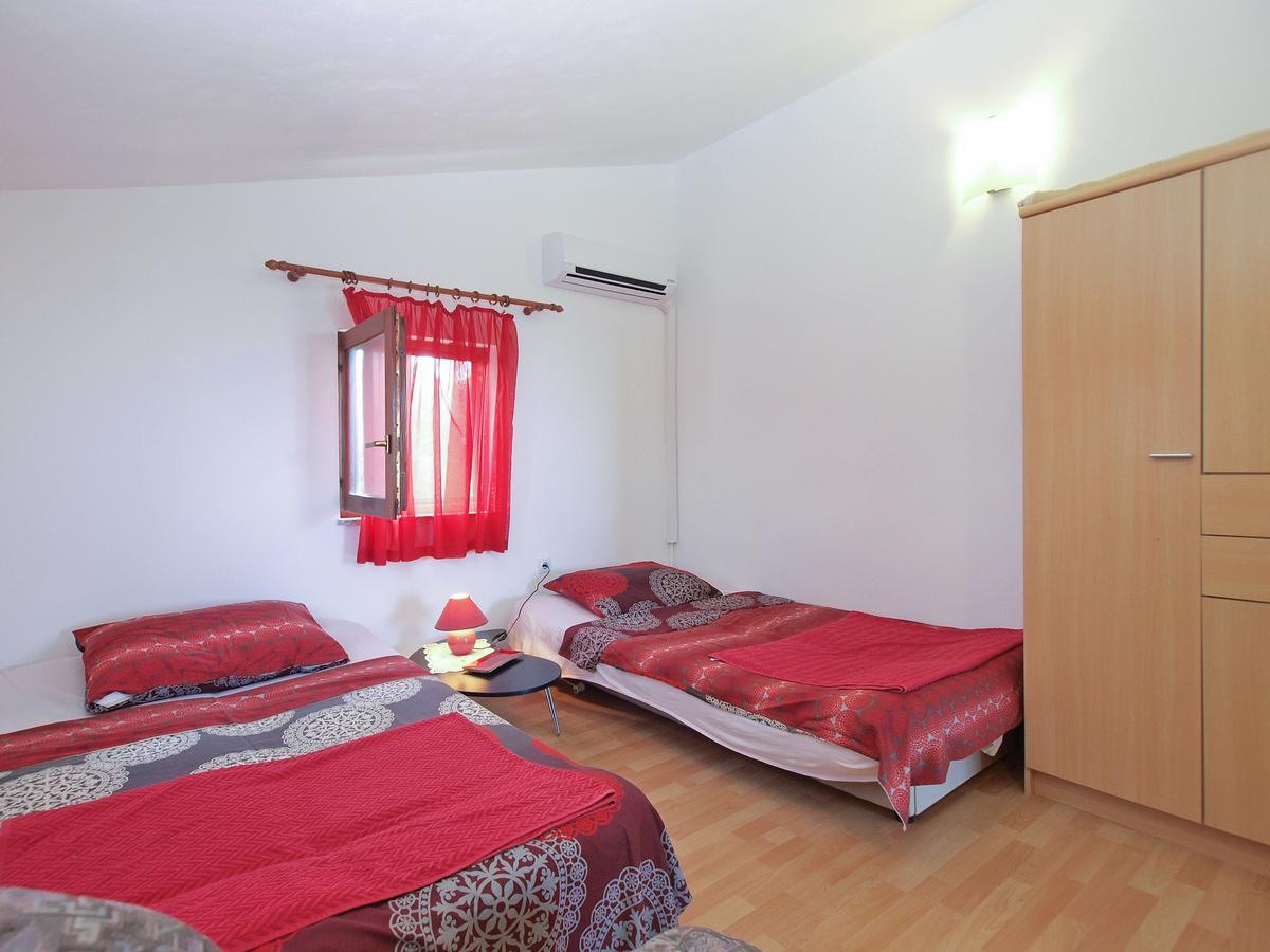 Apartments Milan 1665 Перой Екстериор снимка