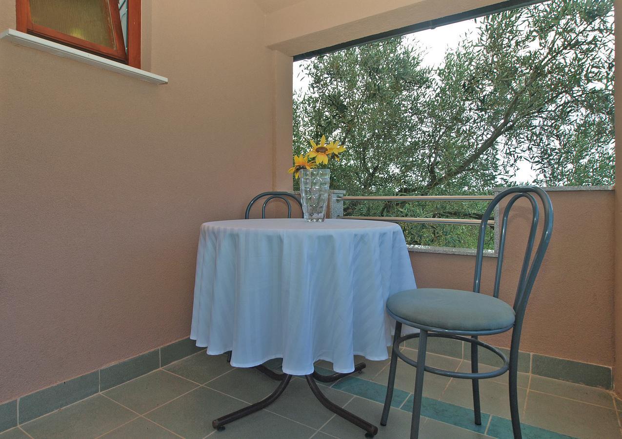 Apartments Milan 1665 Перой Екстериор снимка